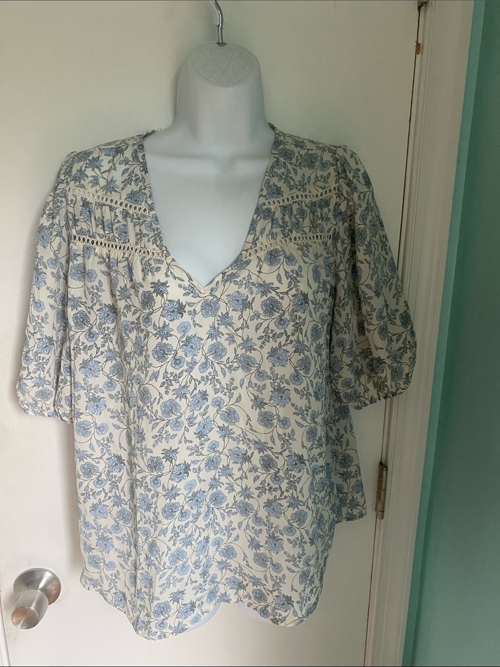 Beacon Apparel Floral V-Neck Puff Sleeve Blouse